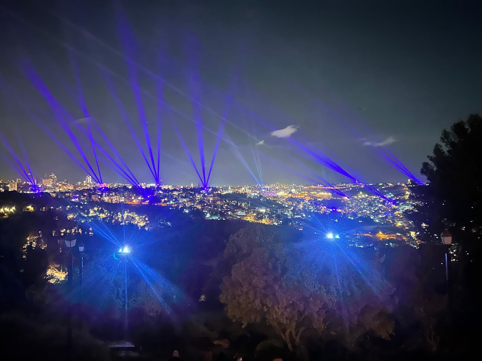 Jerusalem laser light show from the Tayelet!