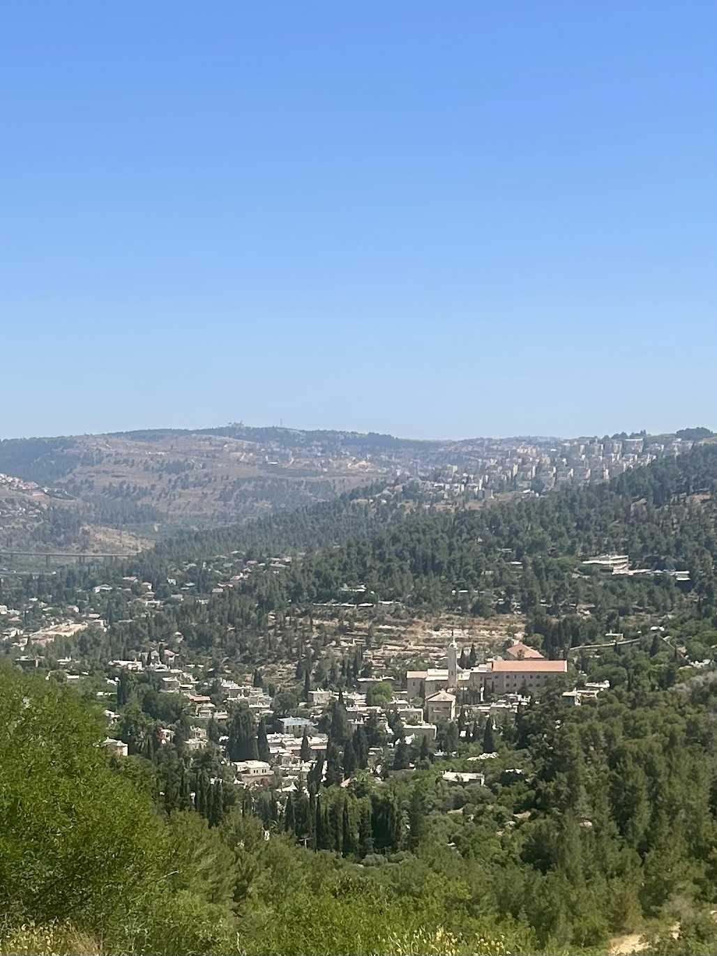 Beautiful walk along the hills above Ein Karem