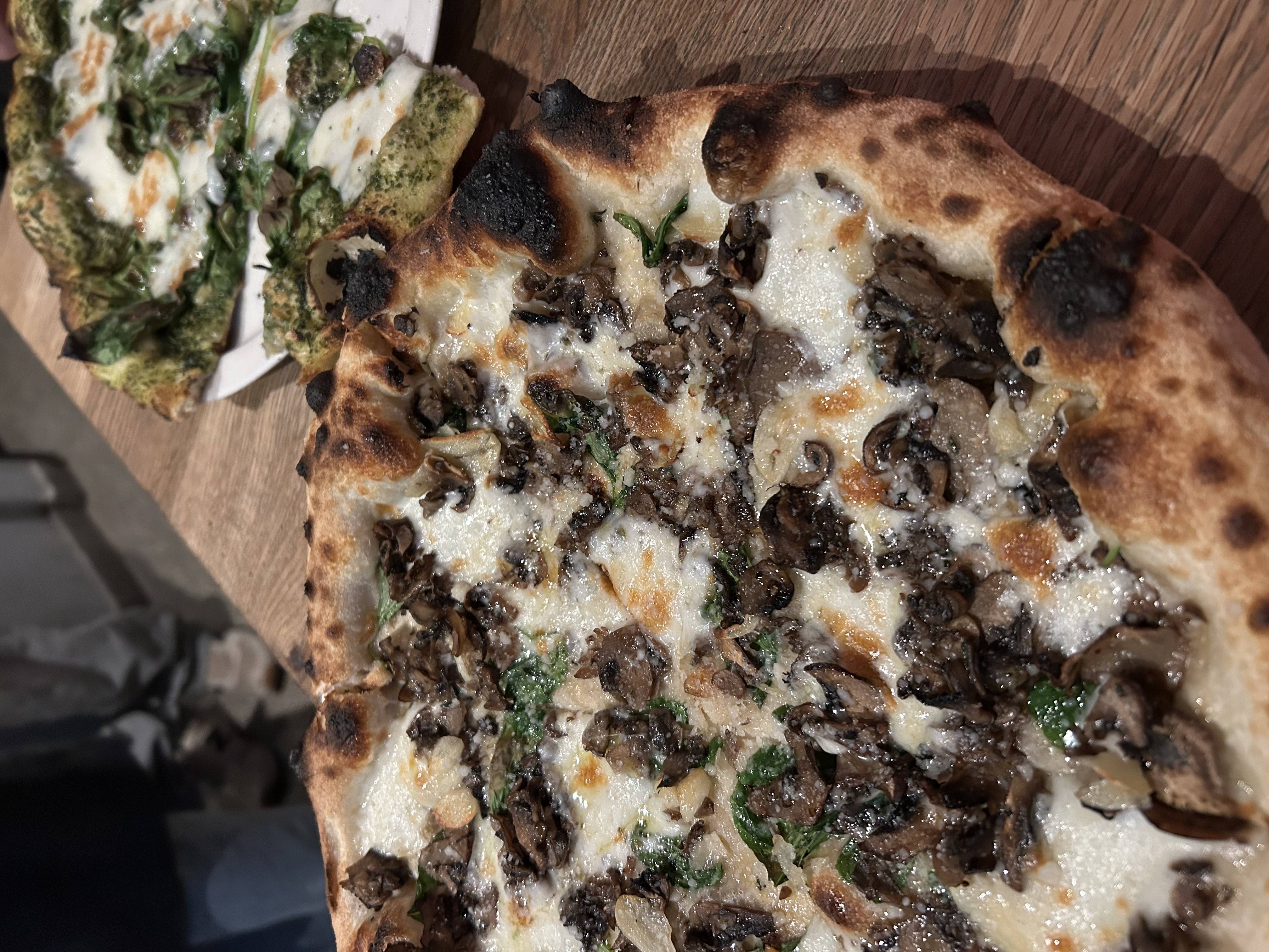 Pizza and cocktails at Flora… a decent tiramisu, too!