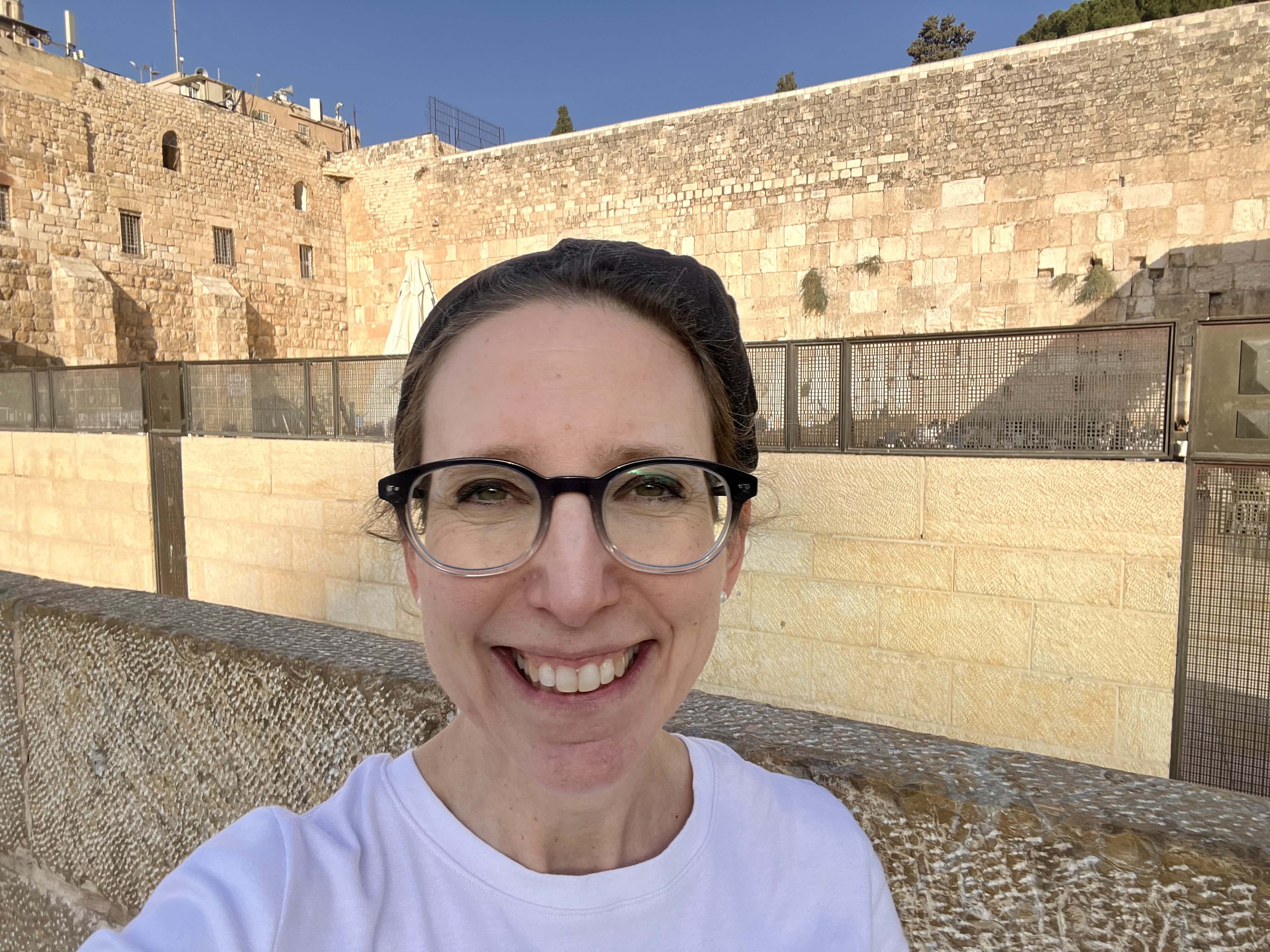 Visiting the Kotel on a sunny afternoon in November