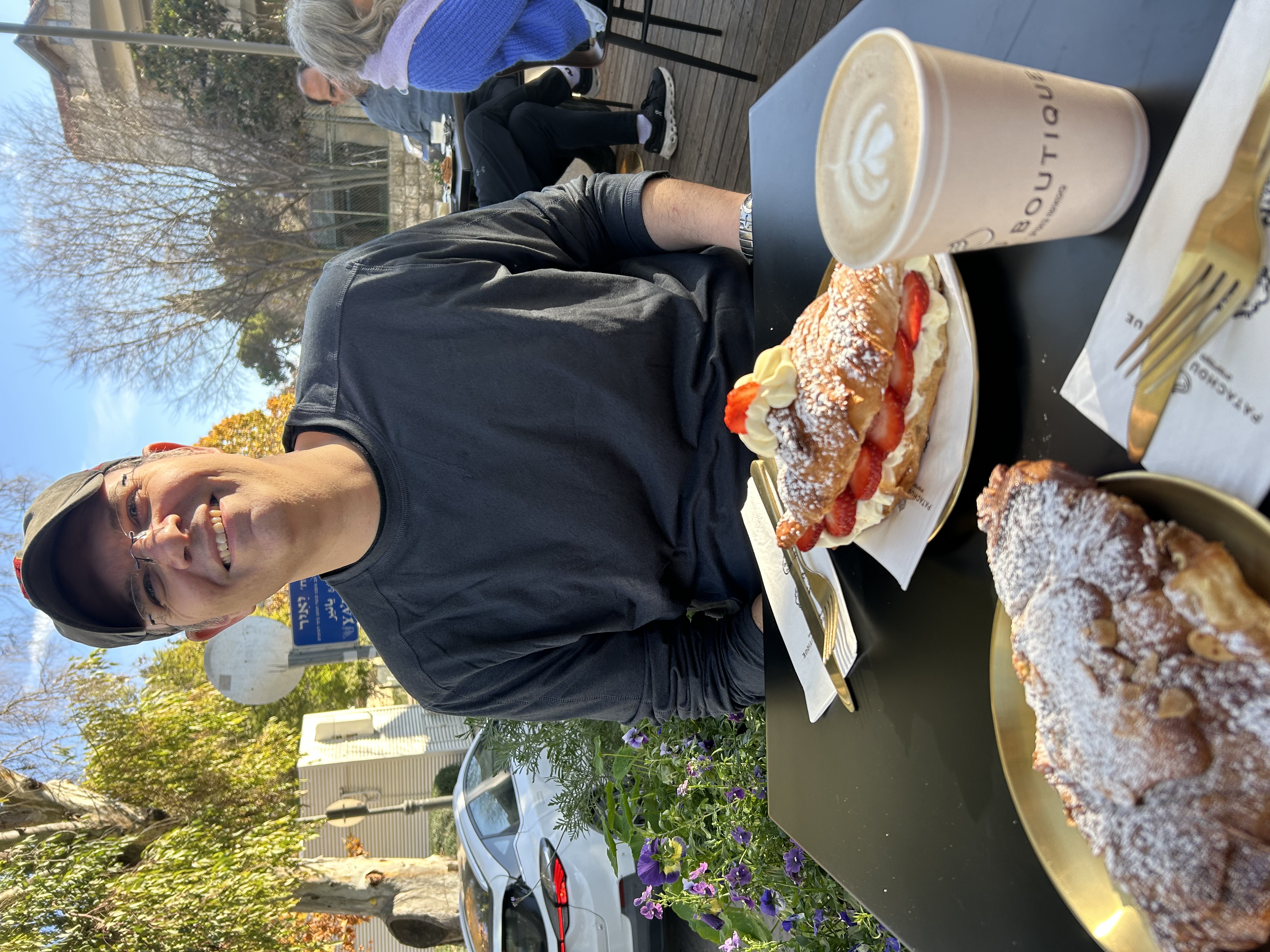Jon & Jon enjoy exceptional croissants at Patachou on the Mesila